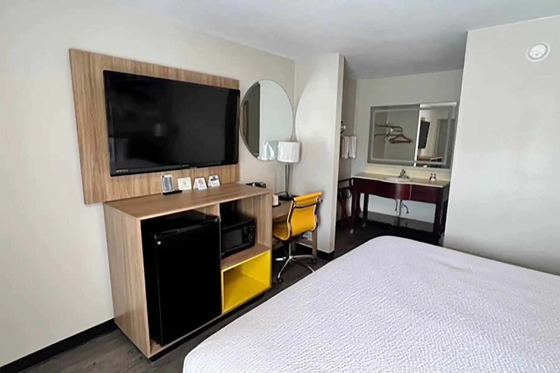 Days Inn By Wyndham ديفونياك سبرنغز المظهر الخارجي الصورة