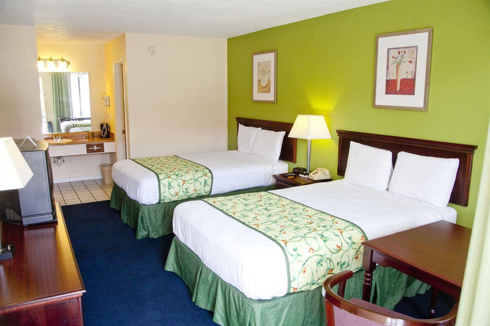 Days Inn By Wyndham ديفونياك سبرنغز المظهر الخارجي الصورة